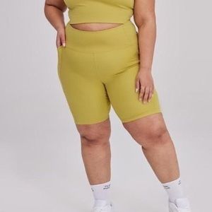 Girlfriend Collective Pear Bike Shorts with Pockets